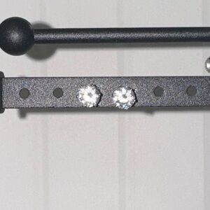 EUC 0.3in Silver Diamond Earrings